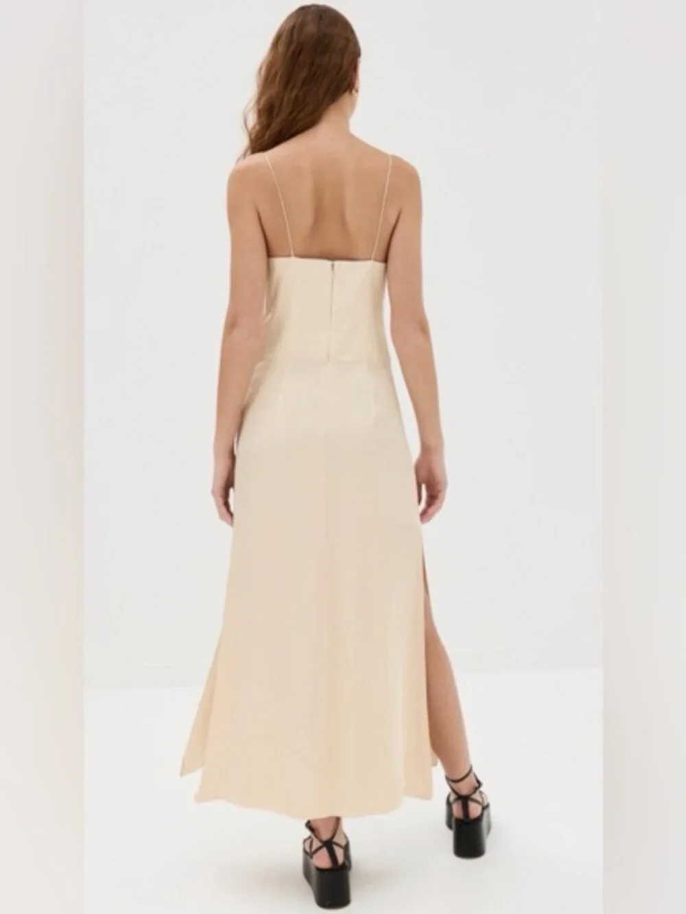 Farm Rio Rose Detailed Satin Dress - Picture 12 of 14